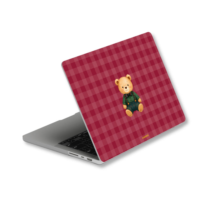 Teddy Berry - MacBook