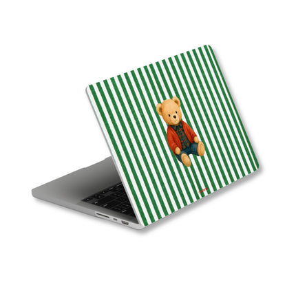 Teddy Pine - MacBook